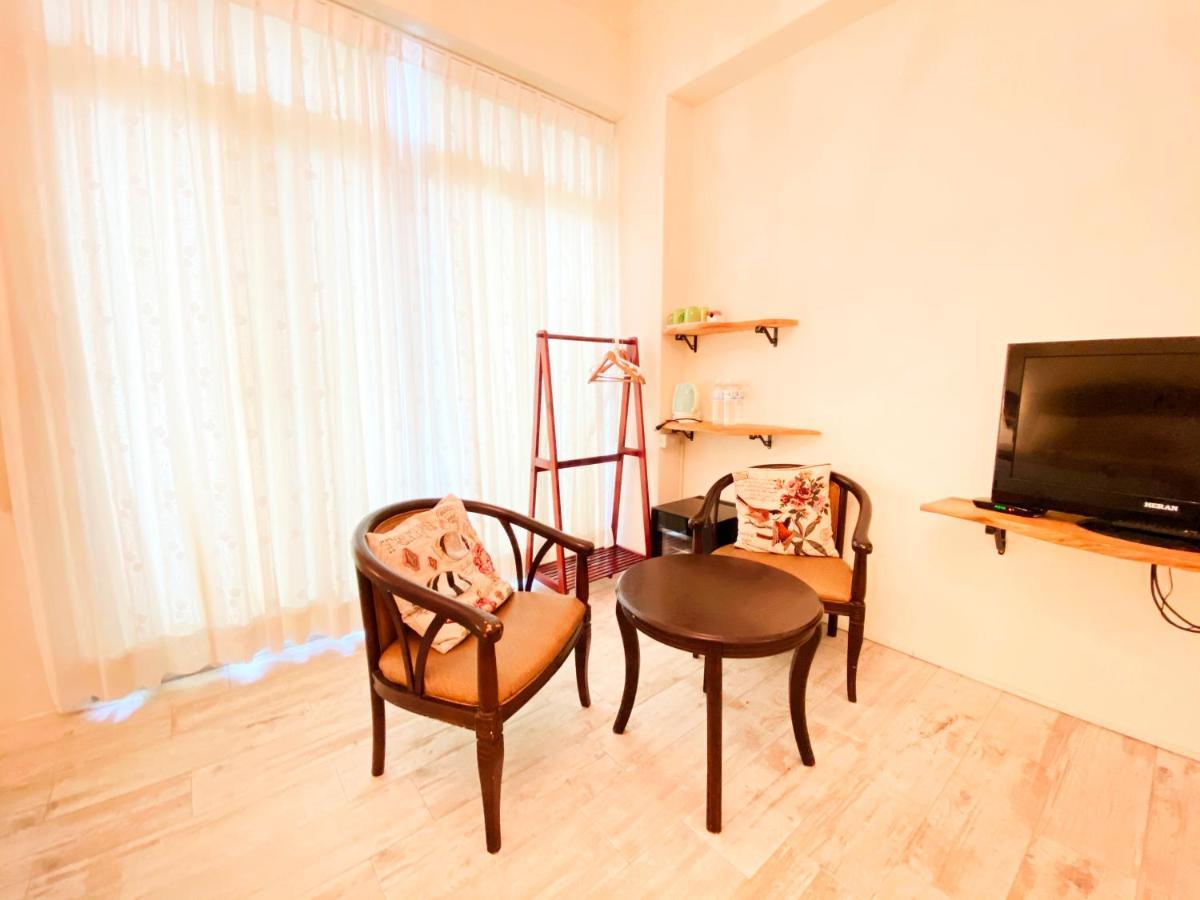 Moon Villa B&B Taitung Bagian luar foto