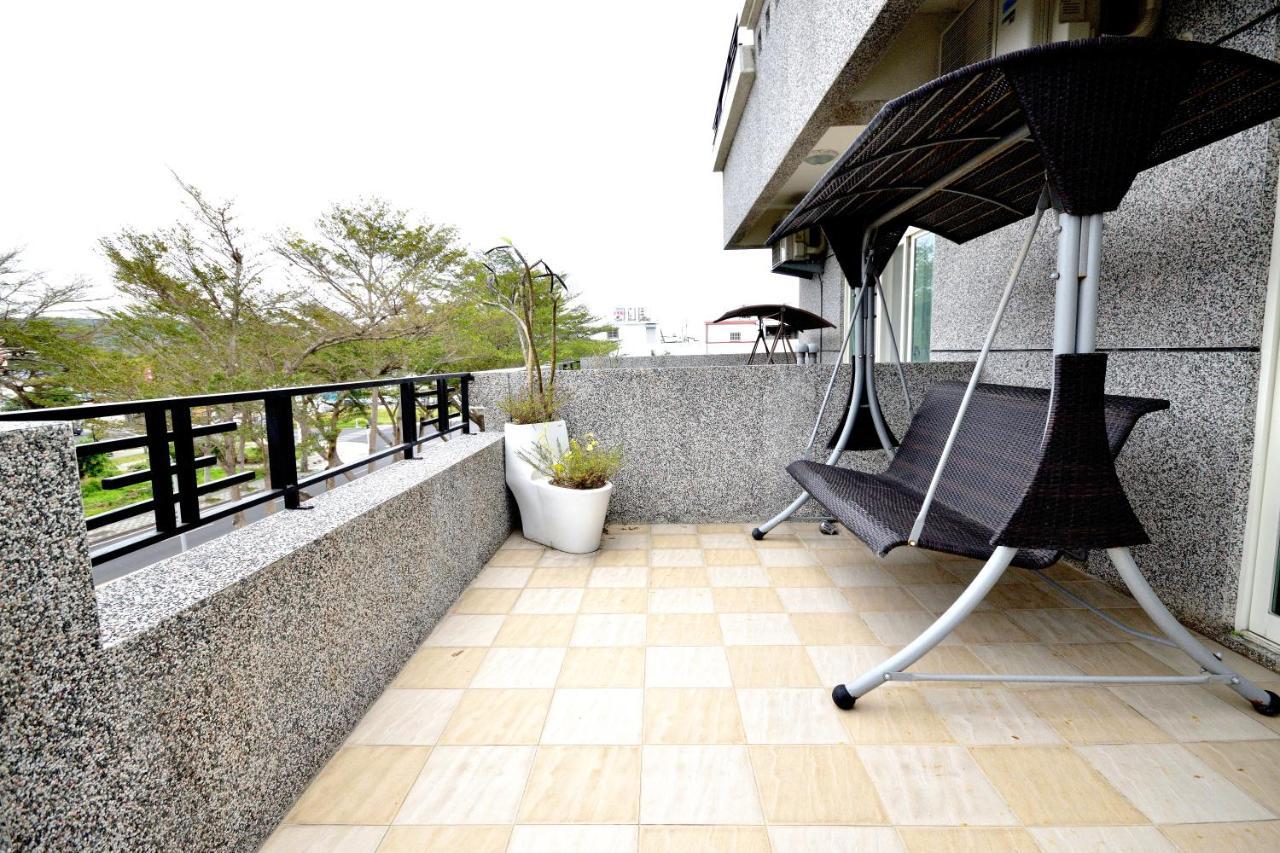 Moon Villa B&B Taitung Bagian luar foto