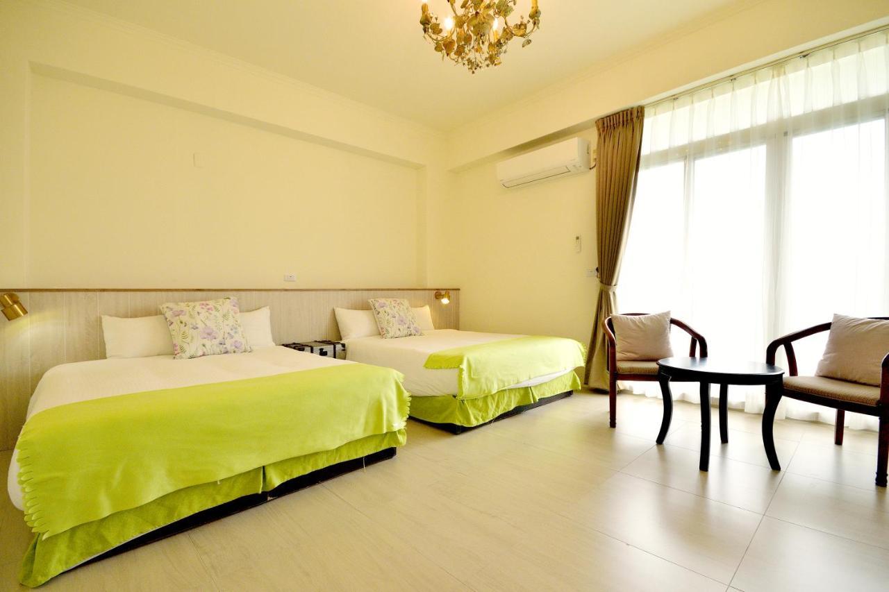 Moon Villa B&B Taitung Bagian luar foto