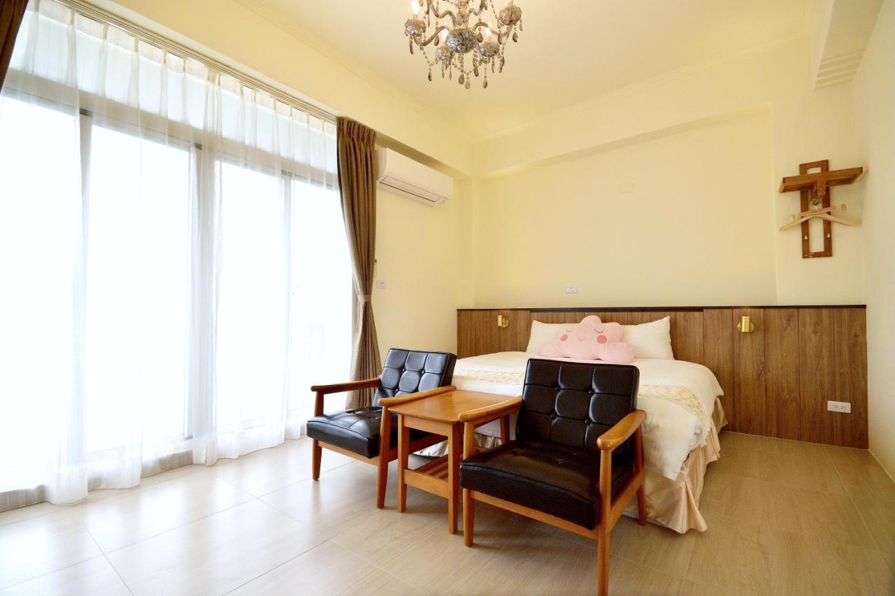 Moon Villa B&B Taitung Bagian luar foto