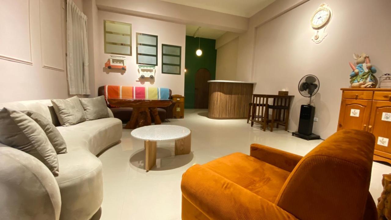 Moon Villa B&B Taitung Bagian luar foto