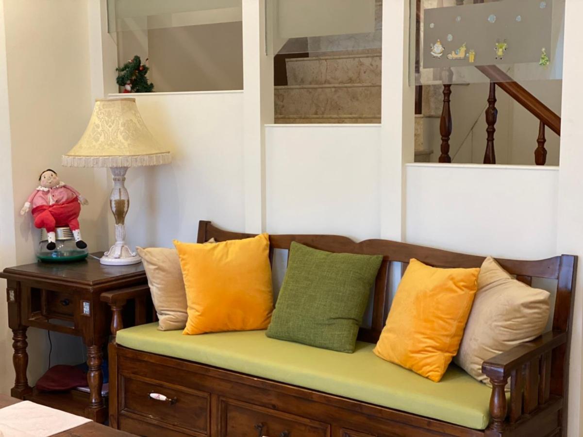 Moon Villa B&B Taitung Bagian luar foto