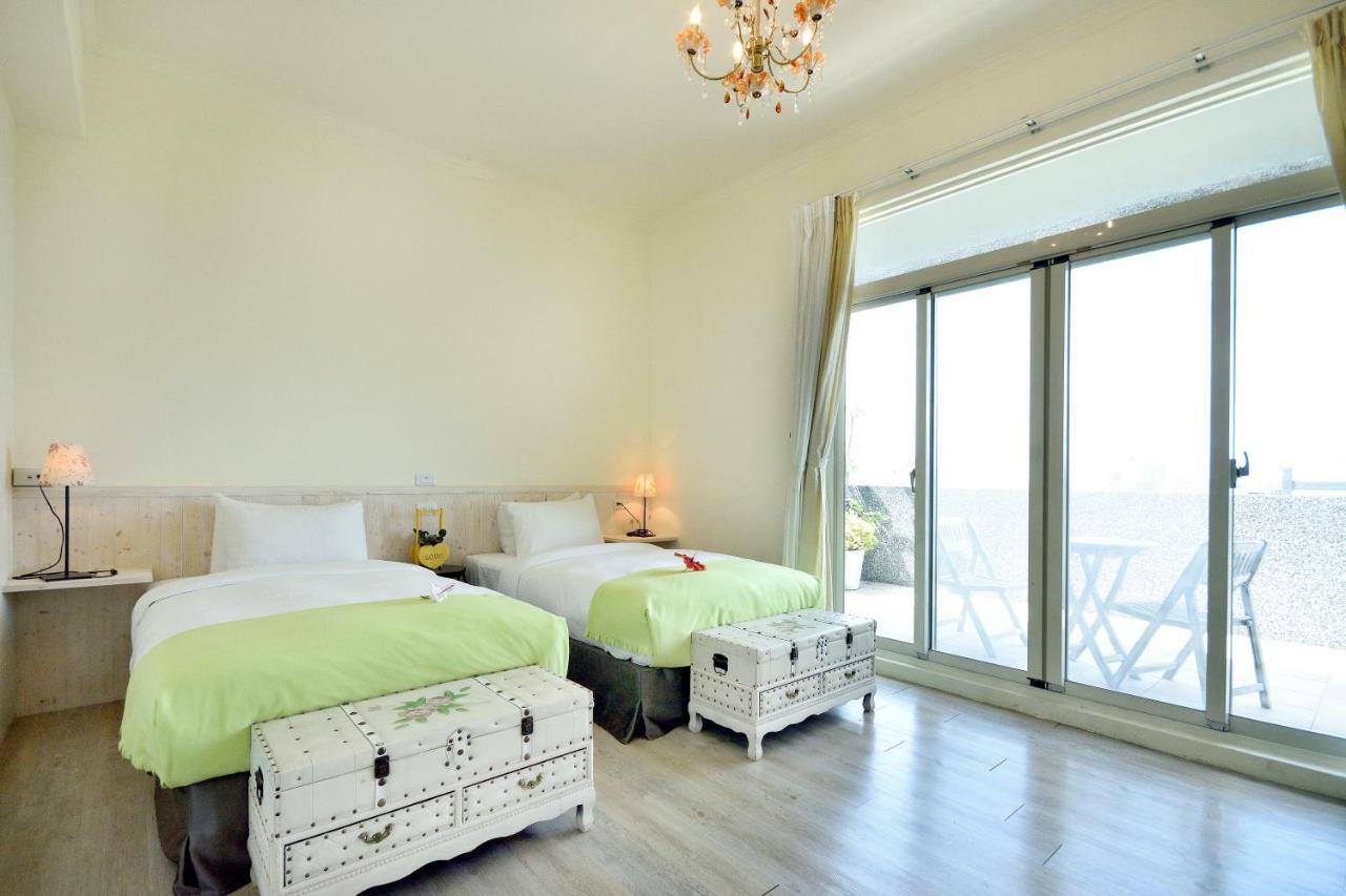 Moon Villa B&B Taitung Bagian luar foto